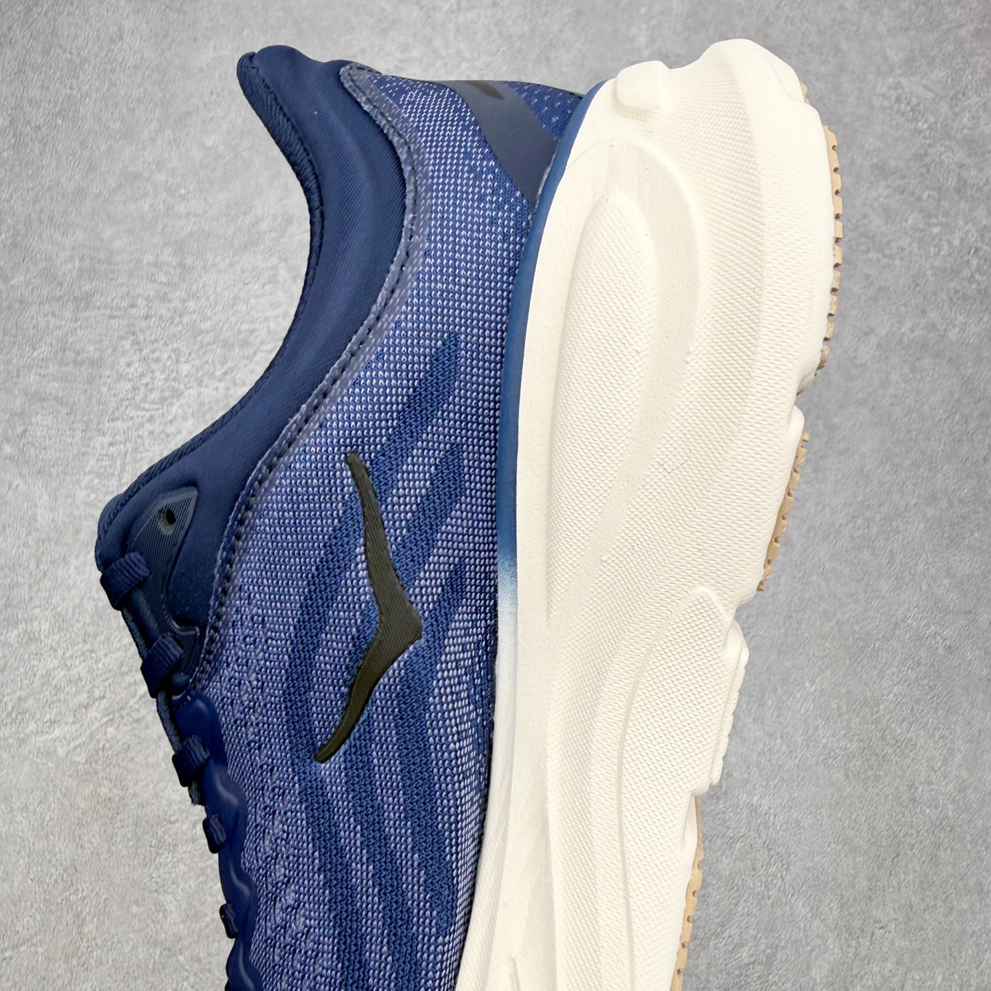 HOKA ONE ONE Bondi 9 WIDE 邦迪九代舒适防滑耐磨低帮休闲跑步鞋 HOKA ONE