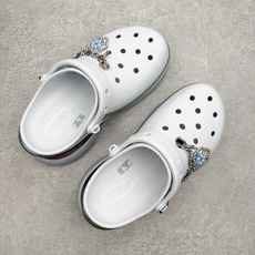 #DG莞产 Crocs卡骆驰 Super Bae 小海豚百搭休闲外穿透气洞洞鞋 超强LiteRide科技 #DG莞产 Crocs卡骆驰 Super Bae 小海豚百搭休闲外穿透气洞洞鞋 超强LiteRide科技