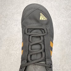 AD Terrex CC Boat 运动溯溪鞋户外涉水鞋 在夏日保持舒爽 采用舒适网材鞋面 MD大底 旨 AD Terrex CC Boat 运动溯溪鞋户外涉水鞋 在夏日保持舒爽 采用舒适网材鞋面 MD大底 旨