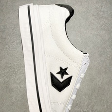 Converse Sport Casual 星箭美式经典低帮滑板帆布鞋鞋面采用精选厚实透气帆布,挺括有型 Converse Sport Casual 星箭美式经典低帮滑板帆布鞋鞋面采用精选厚实透气帆布,挺括有型