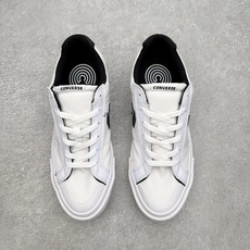 Converse Sport Casual 星箭美式经典低帮滑板帆布鞋鞋面采用精选厚实透气帆布,挺括有型 Converse Sport Casual 星箭美式经典低帮滑板帆布鞋鞋面采用精选厚实透气帆布,挺括有型