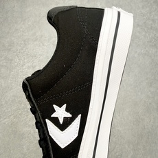 Converse Sport Casual 星箭美式经典低帮滑板帆布鞋鞋面采用精选厚实透气帆布,挺括有型 Converse Sport Casual 星箭美式经典低帮滑板帆布鞋鞋面采用精选厚实透气帆布,挺括有型