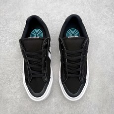 Converse Sport Casual 星箭美式经典低帮滑板帆布鞋鞋面采用精选厚实透气帆布,挺括有型 Converse Sport Casual 星箭美式经典低帮滑板帆布鞋鞋面采用精选厚实透气帆布,挺括有型