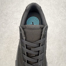 Converse Sport Casual 星箭美式经典低帮滑板帆布鞋鞋面采用精选厚实透气帆布,挺括有型 Converse Sport Casual 星箭美式经典低帮滑板帆布鞋鞋面采用精选厚实透气帆布,挺括有型