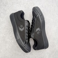 Converse Sport Casual 星箭美式经典低帮滑板帆布鞋鞋面采用精选厚实透气帆布,挺括有型 Converse Sport Casual 星箭美式经典低帮滑板帆布鞋鞋面采用精选厚实透气帆布,挺括有型
