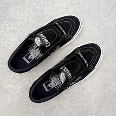 CIVILIST BERLIN x Vans Sk8-Low柏林街头文化碰撞Vans经典滑板基因,以「S CIVILIST BERLIN x Vans Sk8-Low柏林街头文化碰撞Vans经典滑板基因,以「S