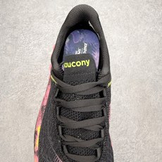 Saucony Endorphin Pro啡鹏 4 碳板竞速训练 低帮跑步鞋 Saucony(索康尼)是 Saucony Endorphin Pro啡鹏 4 碳板竞速训练 低帮跑步鞋 Saucony(索康尼)是