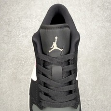 Air Jordan AJ1 Low 低帮 黑灰粉 II3788-003 终端优势供应 市面中低帮最具代 Air Jordan AJ1 Low 低帮 黑灰粉 II3788-003 终端优势供应 市面中低帮最具代
