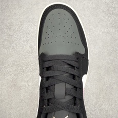 Air Jordan AJ1 Low 低帮 黑灰粉 II3788-003 终端优势供应 市面中低帮最具代 Air Jordan AJ1 Low 低帮 黑灰粉 II3788-003 终端优势供应 市面中低帮最具代