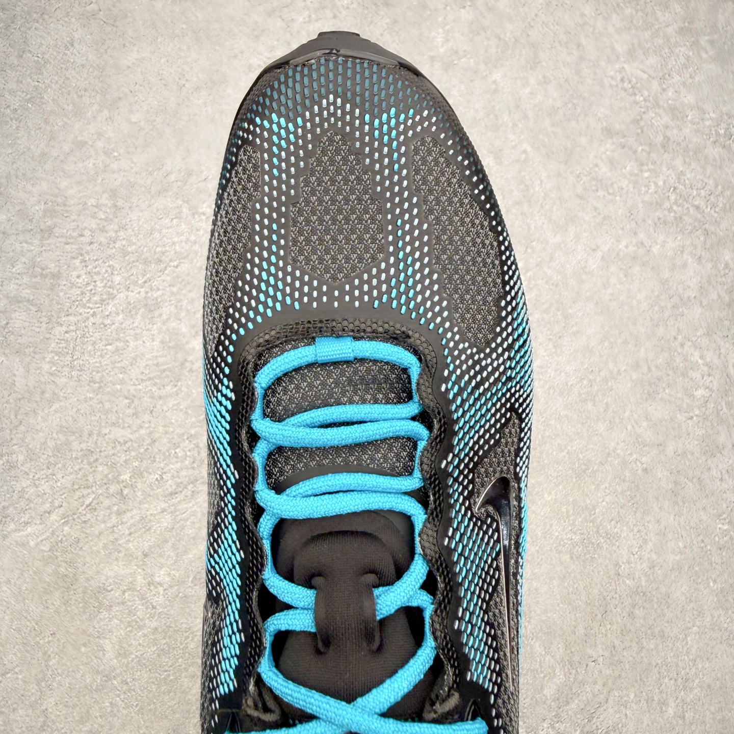 NK AIR LIQUID MAX 2026S 毒箭蛙新款气垫跑步鞋 Liquid Max 传承四十年 