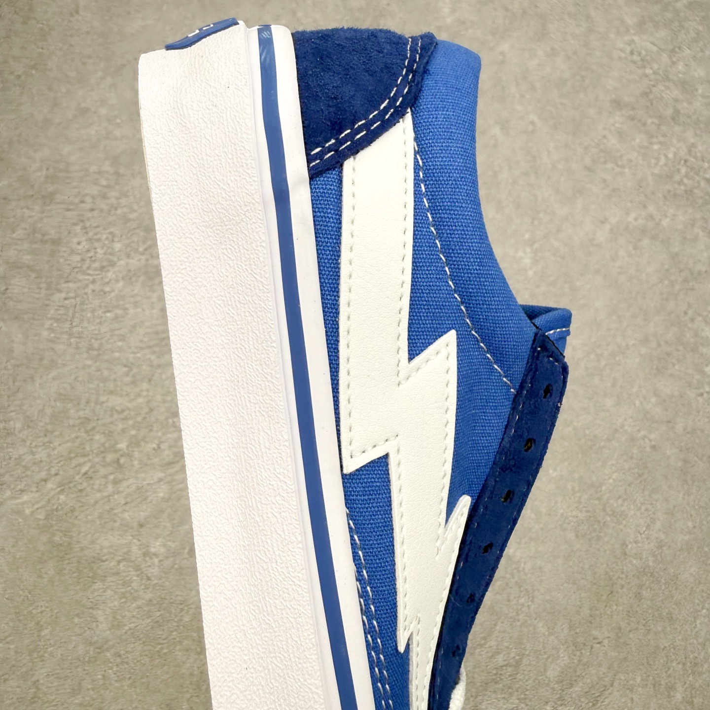 Revenge x Storm 闪电⚡️复仇风暴闪电低帮滑板鞋美式街头标杆潮鞋，复刻经典滑板鞋轮廓，麂皮
