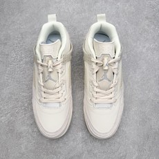 Jordan Spizike Low AJ复古低帮篮球鞋 IU7551-030 这款鞋子著名导演斯派克李 Jordan Spizike Low AJ复古低帮篮球鞋 IU7551-030 这款鞋子著名导演斯派克李