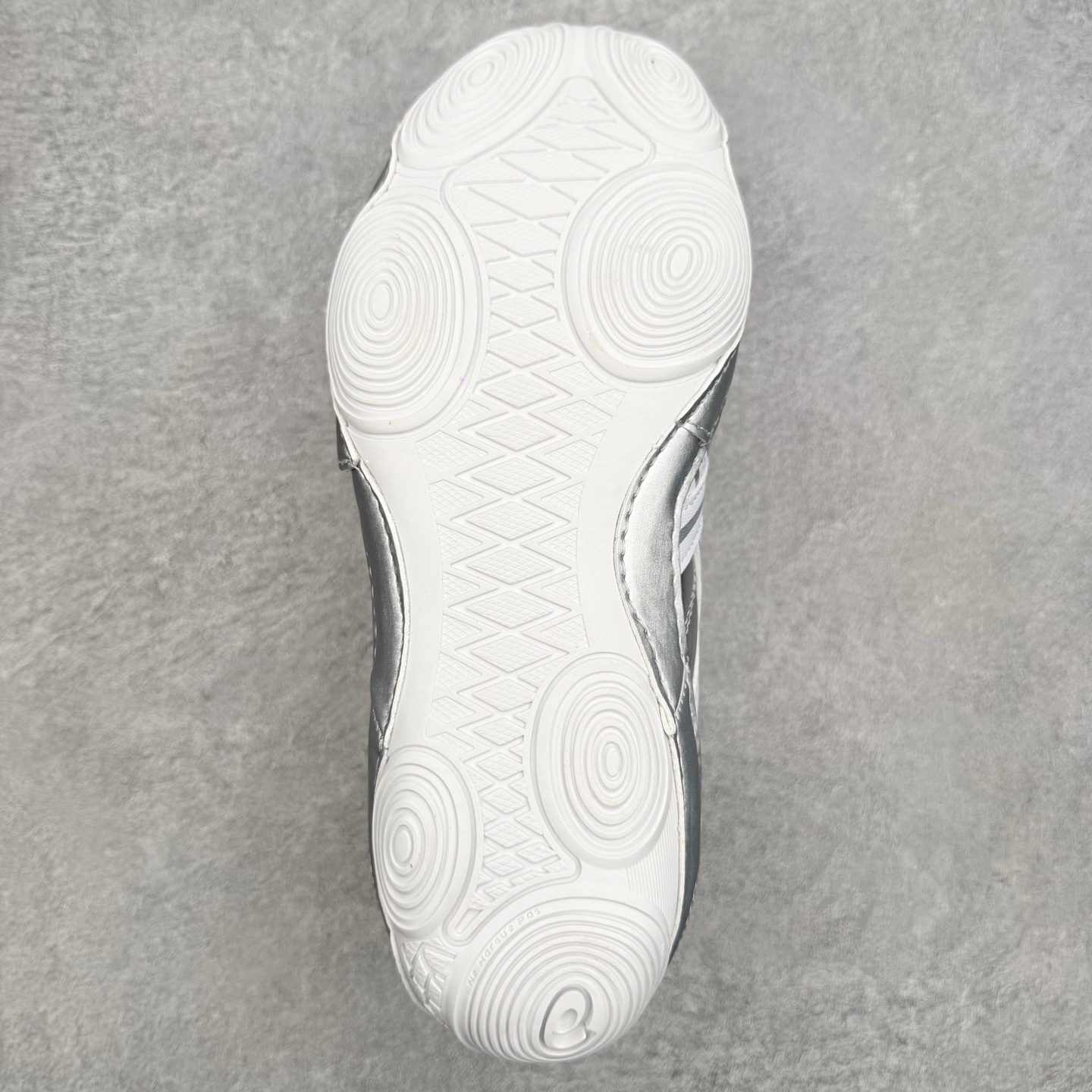 ASICS Hypersync 亚瑟士薄底鞋经典时尚百搭包裹性轻便低帮生活休闲鞋 男女同款 ASICS（