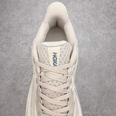 HOKA ONE ONE Clifton 克里夫顿10代专业性能减震公路跑步鞋 轻盈透气的针织网面和纱线 HOKA ONE ONE Clifton 克里夫顿10代专业性能减震公路跑步鞋 轻盈透气的针织网面和纱线