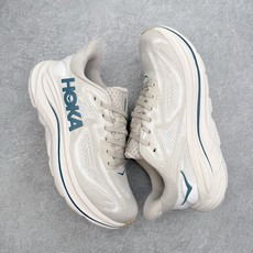 HOKA ONE ONE Clifton 克里夫顿10代专业性能减震公路跑步鞋 轻盈透气的针织网面和纱线 HOKA ONE ONE Clifton 克里夫顿10代专业性能减震公路跑步鞋 轻盈透气的针织网面和纱线