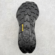 AD Terrex Agravic speed ultra 2 舒适耐用跑步鞋 运动休闲跑鞋 采用较薄的 AD Terrex Agravic speed ultra 2 舒适耐用跑步鞋 运动休闲跑鞋 采用较薄的