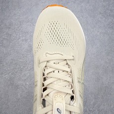 ASICS GEL-KAYANO 33 舒适贴合透气支撑回弹跑步鞋 ASICS(亚瑟士)是日本实业家鬼冢 ASICS GEL-KAYANO 33 舒适贴合透气支撑回弹跑步鞋 ASICS(亚瑟士)是日本实业家鬼冢