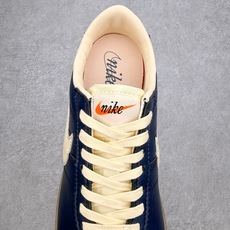 NK ASTRO GRABBER QS 70S美式复古百搭舒适室内足球鞋 男女同款 Astrograbb NK ASTRO GRABBER QS 70S美式复古百搭舒适室内足球鞋 男女同款 Astrograbb