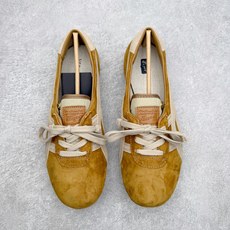 VERSACE × Onitsuka Tiger 范思哲联名款 Tai-Chi Sakura 鬼冢虎牛皮 VERSACE × Onitsuka Tiger 范思哲联名款 Tai-Chi Sakura 鬼冢虎牛皮