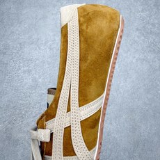 VERSACE × Onitsuka Tiger 范思哲联名款 Tai-Chi Sakura 鬼冢虎牛皮 VERSACE × Onitsuka Tiger 范思哲联名款 Tai-Chi Sakura 鬼冢虎牛皮