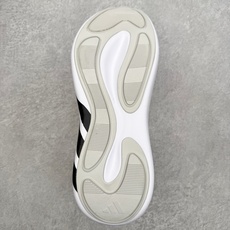 AD Hyperboost Edge 爆米花缓震舒适贴合跑步鞋 在 BOOST 之前冠以了 “HYPER AD Hyperboost Edge 爆米花缓震舒适贴合跑步鞋 在 BOOST 之前冠以了 “HYPER