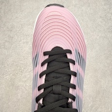 AD Hyperboost Edge 爆米花缓震舒适贴合跑步鞋 在 BOOST 之前冠以了 “HYPER AD Hyperboost Edge 爆米花缓震舒适贴合跑步鞋 在 BOOST 之前冠以了 “HYPER