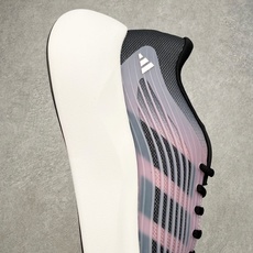 AD Hyperboost Edge 爆米花缓震舒适贴合跑步鞋 在 BOOST 之前冠以了 “HYPER AD Hyperboost Edge 爆米花缓震舒适贴合跑步鞋 在 BOOST 之前冠以了 “HYPER