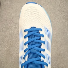 AD Hyperboost Edge 爆米花缓震舒适贴合跑步鞋 在 BOOST 之前冠以了 “HYPER AD Hyperboost Edge 爆米花缓震舒适贴合跑步鞋 在 BOOST 之前冠以了 “HYPER