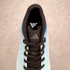AD Hyperboost Edge 爆米花缓震舒适贴合跑步鞋 在 BOOST 之前冠以了 “HYPER AD Hyperboost Edge 爆米花缓震舒适贴合跑步鞋 在 BOOST 之前冠以了 “HYPER
