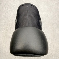 AD Hyperboost Edge 爆米花缓震舒适贴合跑步鞋 在 BOOST 之前冠以了 “HYPER AD Hyperboost Edge 爆米花缓震舒适贴合跑步鞋 在 BOOST 之前冠以了 “HYPER