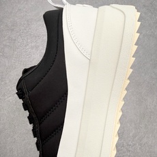 Moncler盟可睐 Altive 磨砂皮圆头系带低帮板鞋 4.2cm MONCLER(盟可睐)是一个以 Moncler盟可睐 Altive 磨砂皮圆头系带低帮板鞋 4.2cm MONCLER(盟可睐)是一个以