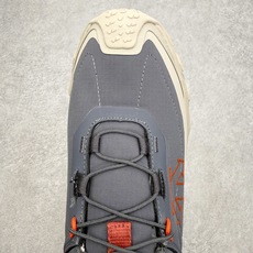 DESCENTE SKI STYLE SNOW RIDE 迪桑特舒适防滑耐磨低帮生活休闲鞋 DESCEN DESCENTE SKI STYLE SNOW RIDE 迪桑特舒适防滑耐磨低帮生活休闲鞋 DESCEN