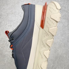 DESCENTE SKI STYLE SNOW RIDE 迪桑特舒适防滑耐磨低帮生活休闲鞋 DESCEN DESCENTE SKI STYLE SNOW RIDE 迪桑特舒适防滑耐磨低帮生活休闲鞋 DESCEN
