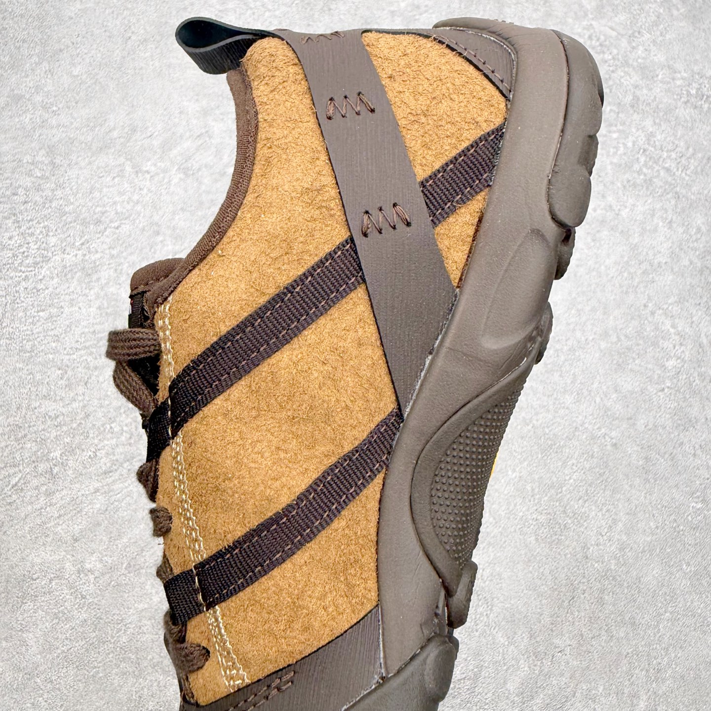 New Balance MT10 NB新百伦薄底赤足鞋减震防滑透气低帮休闲跑步鞋 尺码：36 37 37
