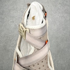 HOKA ONE ONE Infini Hike TC 舒适百搭沙滩凉鞋 HOKA ONE ONE是来自 HOKA ONE ONE Infini Hike TC 舒适百搭沙滩凉鞋 HOKA ONE ONE是来自