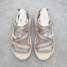 HOKA ONE ONE Infini Hike TC 舒适百搭沙滩凉鞋 HOKA ONE ONE是来自 HOKA ONE ONE Infini Hike TC 舒适百搭沙滩凉鞋 HOKA ONE ONE是来自
