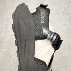 HOKA ONE ONE Infini Hike TC 舒适百搭沙滩凉鞋 HOKA ONE ONE是来自 HOKA ONE ONE Infini Hike TC 舒适百搭沙滩凉鞋 HOKA ONE ONE是来自