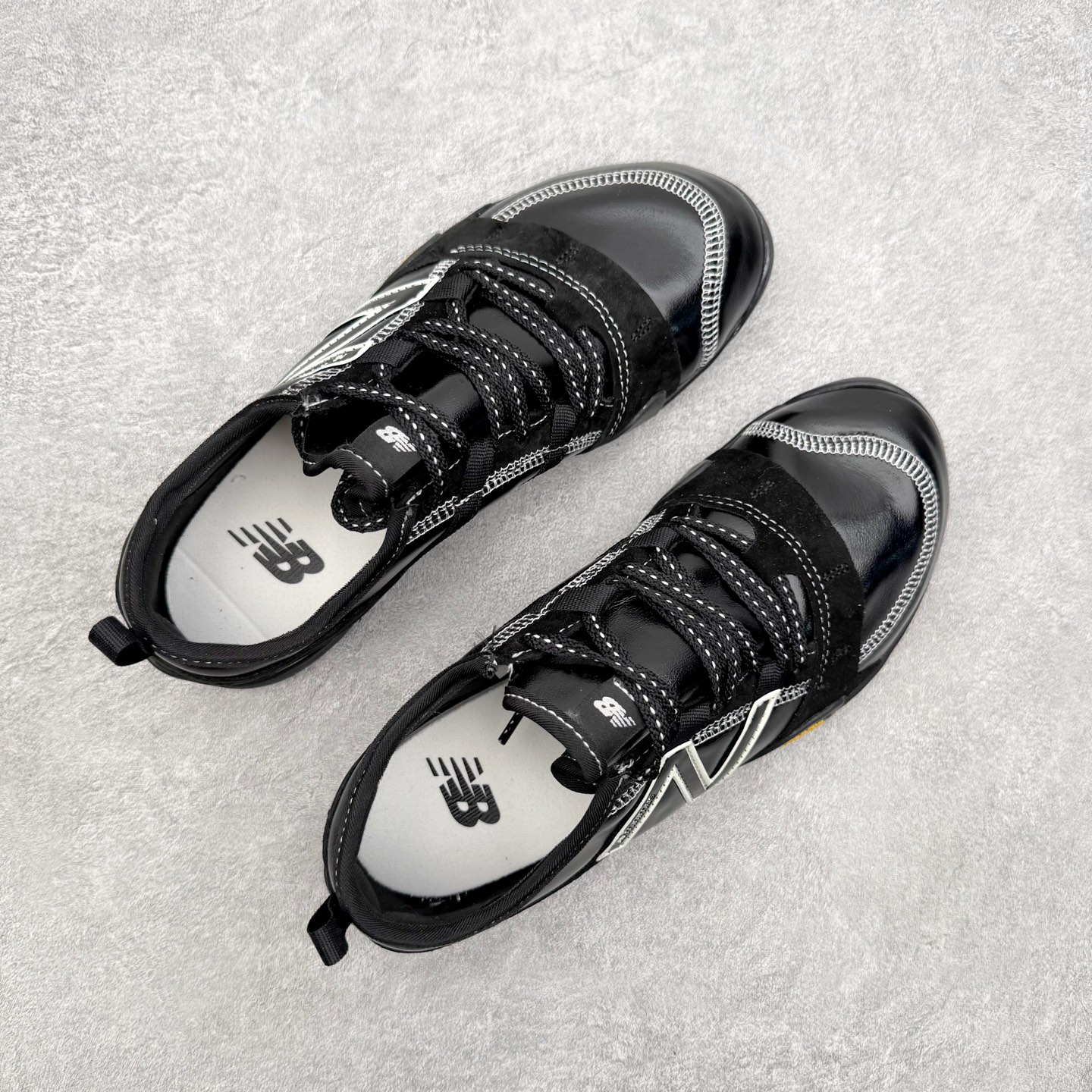 New Balance MT10 NB新百伦薄底赤足鞋减震防滑透气低帮休闲跑步鞋 尺码：36 37 37