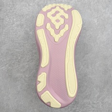 ASICS GEL-KAYANO 33 舒适贴合透气支撑回弹跑步鞋 ASICS(亚瑟士)是日本实业家鬼冢 ASICS GEL-KAYANO 33 舒适贴合透气支撑回弹跑步鞋 ASICS(亚瑟士)是日本实业家鬼冢