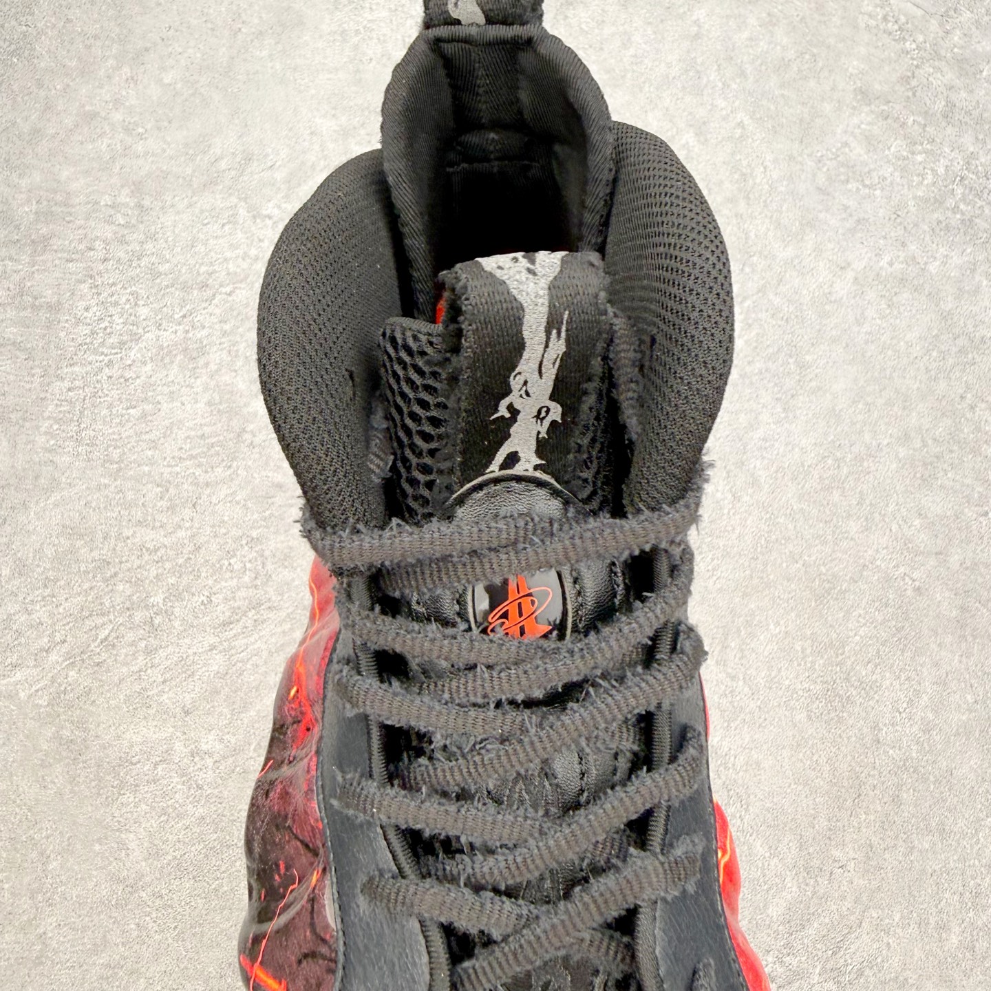 Stranger Things x NK Air Foamposite Pro 怪奇物语联名 红色闪电喷