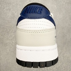#YC纯原 NK Dunk Low 潮跃 DD1391-100 此款采用经典的黑白基底,在这之上,泼墨的 #YC纯原 NK Dunk Low 潮跃 DD1391-100 此款采用经典的黑白基底,在这之上,泼墨的