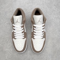 Air Jordan AJ1 Low 低帮 橄榄灰 -046 终端优势供应 市面中低帮最具代表性版本没有 Air Jordan AJ1 Low 低帮 橄榄灰 -046 终端优势供应 市面中低帮最具代表性版本没有