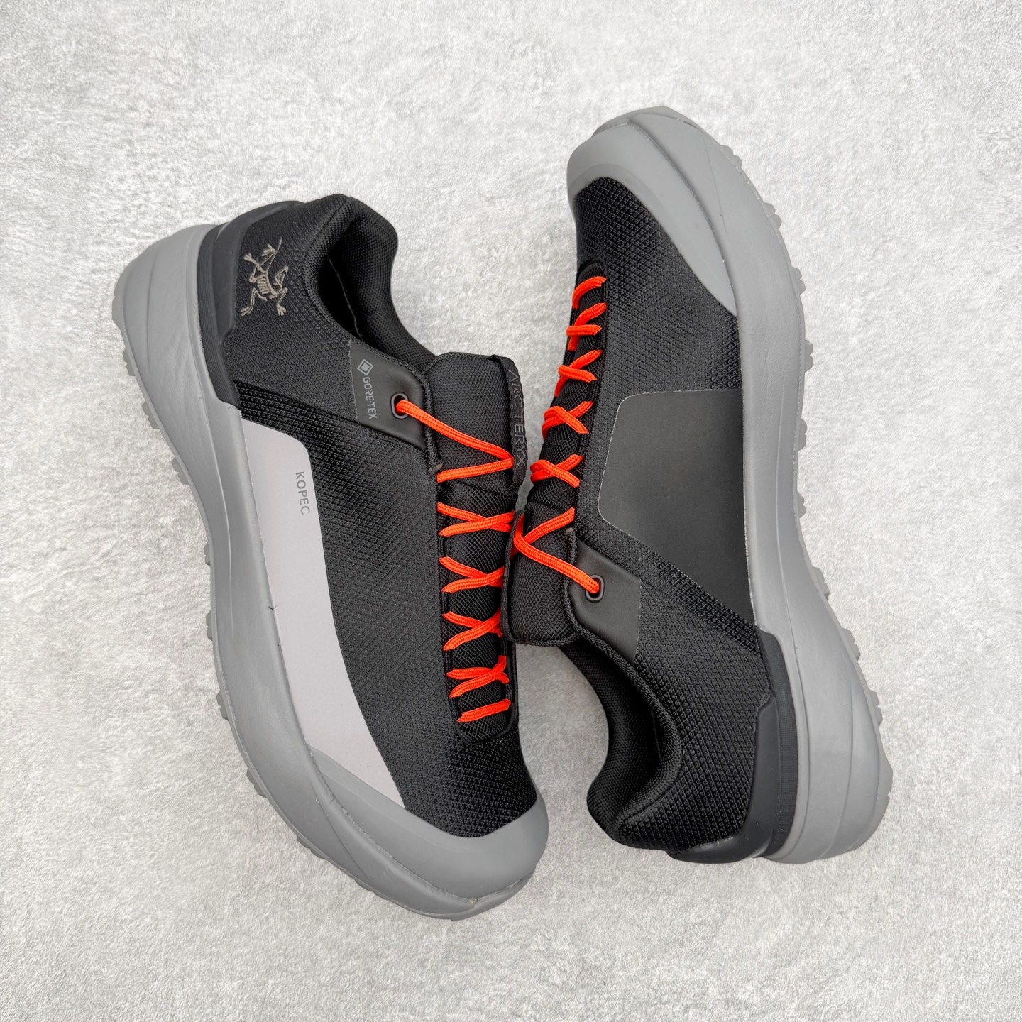 Arcteryx Kopec GTX 始祖鸟户外防水透气低帮徒步登山鞋 Arcteryx中文名始祖鸟，加