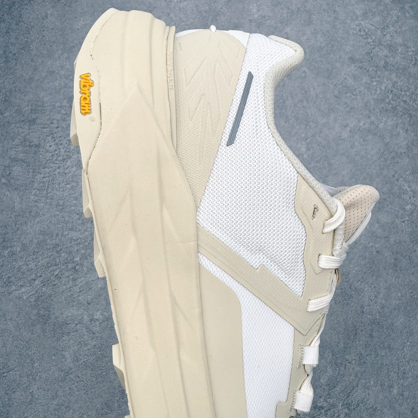 可隆KOLON SPORT 织物 VOYAGER 舒适系带 减震防滑抓地 低帮 徒步鞋 男女同款 男女同