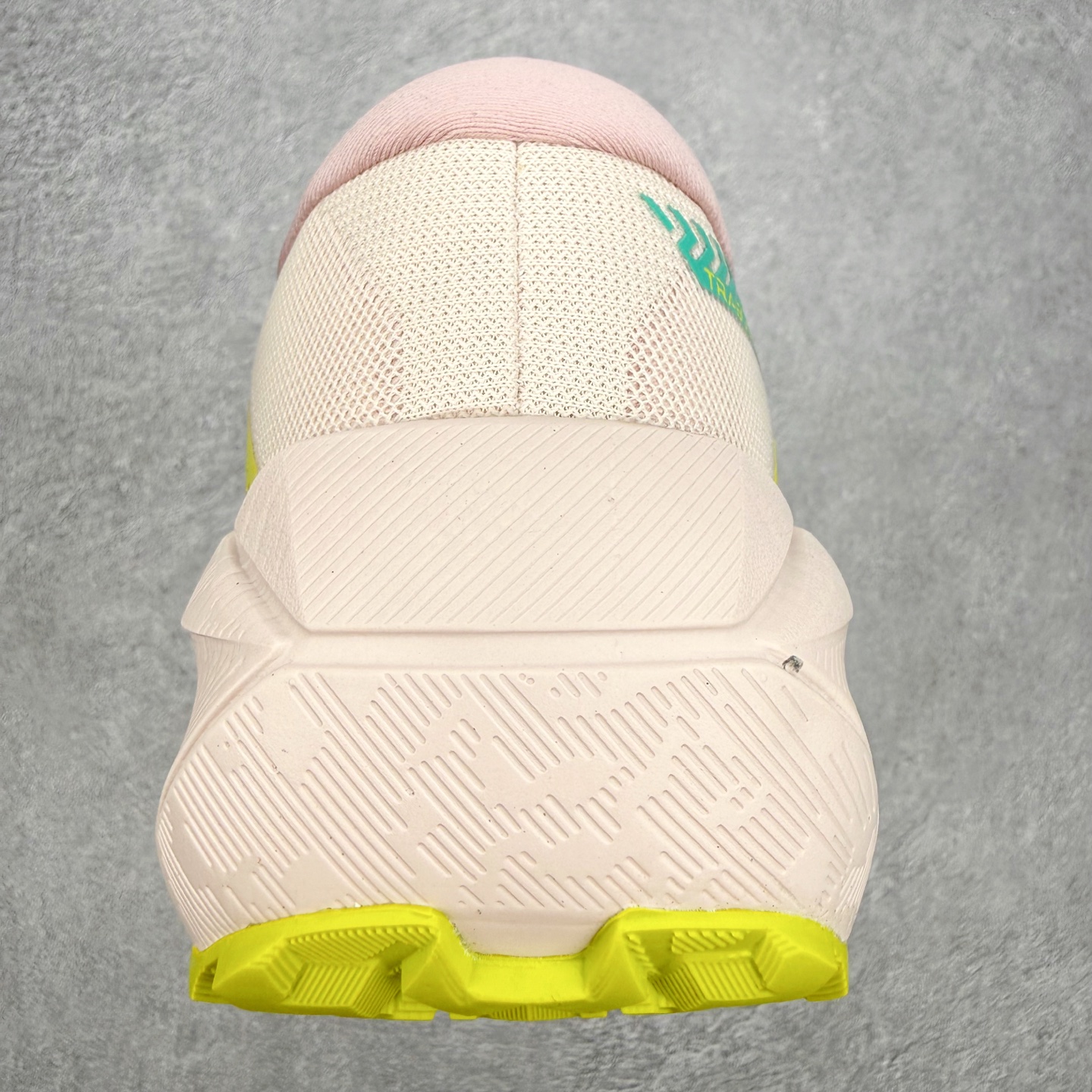 Asics Gel-Trabuco Max 5 舒适缓震轻便竞速 低帮跑步鞋 ASICS（亚瑟士）是日本