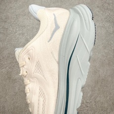 HOKA ONE ONE Clifton 克里夫顿10代专业性能减震公路跑步鞋 轻盈透气的针织网面和纱线 HOKA ONE ONE Clifton 克里夫顿10代专业性能减震公路跑步鞋 轻盈透气的针织网面和纱线