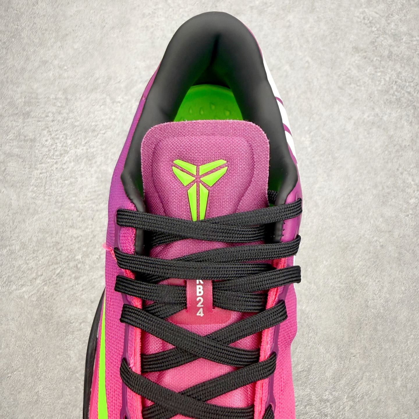 ＃S2纯原 NK Zoom Kobe Ⅷ System 科比8代复刻实战运动低帮文化篮球鞋 刺客粉 IO