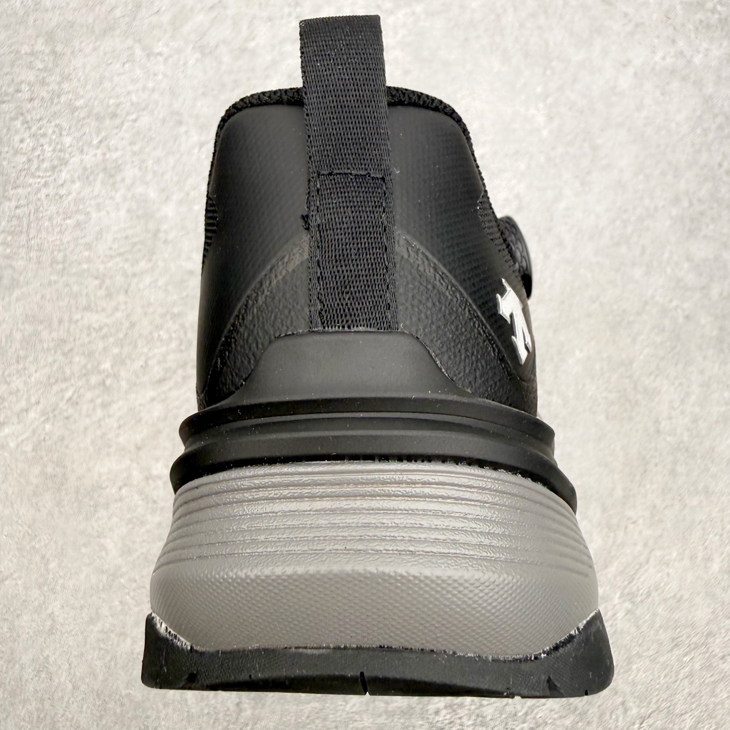 迪桑特DESCENTE RUNNING系列 LAVITATE 3.0 AIR WIRE 缓震舒适 BOA