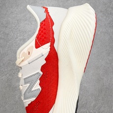 New Balance FuelCell RC Elite V2 新百伦NB系列超轻量化低帮休闲运动慢跑 New Balance FuelCell RC Elite V2 新百伦NB系列超轻量化低帮休闲运动慢跑
