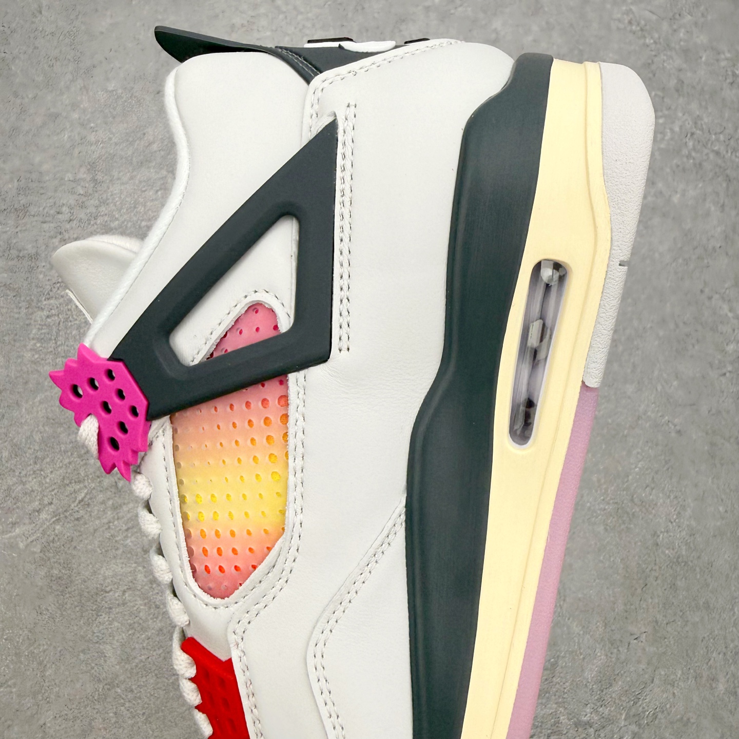#K版纯原 Air Jordan AJ4 “Comic”漫画白粉 货号:IO2362-100 全套原纸板 #K版纯原 Air Jordan AJ4 “Comic”漫画白粉 货号:IO2362-100 全套原纸板